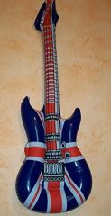 Jouet gonflable - Guitare au couleur du Royaume uni dimension : 1 m