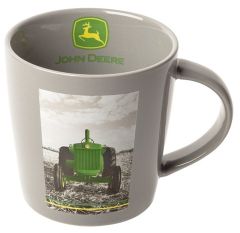 MCV201732002 - Tasse JOHN DEERE - Les 100 ans des Tracteurs