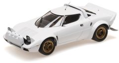 MNC155741700 - Voiture sportive LANCIA Stratos de 1974 de couleur blanche