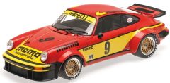 MNC155776409 - Voiture de courses des 6h Silverstone PORSCHE 934 Jolly Club Class Winners 1977 équipage Branbilla- Moretti