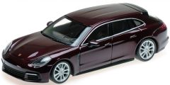 MNC410066110 - Voiture berline sportive PORSCHE Panamera Sport Turismo 4S de 2017 de couleur rouge