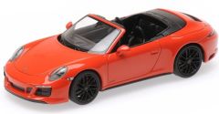 MNC410067331 - Voiture cabriolet sportif PORSCHE 911 Carrera 4 GTS de 2016 de couleur orange sombre