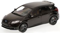 MNC410081000 - Voiture sportive FORD Focus STde  2011 couleur noire