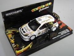 MNC436068446 - Voiture de rallye FORD Focus RS WRC rallye de Monza 2006 équipage Rossi-Cassina