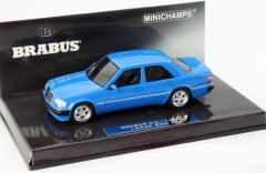 MNC437032502 - Voiture berline sportive MERCEDES BRABUS E6.5 de 1989 couleur bleue