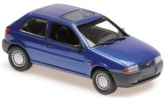 MXC940085061 - Voiture citadine FORD Fiesta de 1995 de couleur bleue