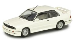 MXC940020301 - Voiture berline sportive BMW M3 de 1987 de couleur blanche