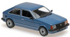 MXC940044100 - Voiture berline OPEL Kadett D de 1979 de couleur bleue