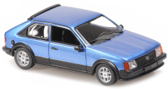 MXC940044120 - Voiture OPEL Kadett SR de 1982 de couleur bleue métallisée