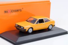 MXC940050424 - Voiture berline VOLKSWAGEN Scirocco couleur orange de 1974