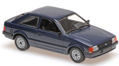 MXC940085000 - Voiture berline FORD Escort de 1981 de couleur bleue sombre