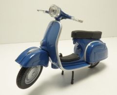 MAGVES0025 - Scooter de 1969 couleur bleu - VESPA 150 Sprint Veloce