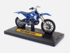 MMX76205-H - Moto de cross de 2004 couleur bleu et blanche - YAMAHA YZ250