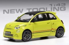 IXOMOC346 - Voiture de 2024 couleur jaune - FIAT 500e Abarth