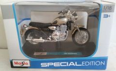 MST18-TRI-THUNDER - Moto de couleur argent - TRIUMPH Thunderbird