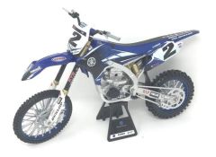 NEW57893 - Moto cross Team YAMAHA Factory Racing - YAMAHA 450 YZF   C. WEBB 2017