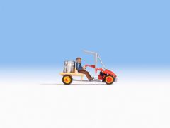 NOC16748 - Engin de type motoculteur avec sa remorque et le conducteur