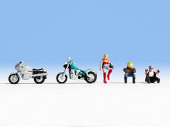NOC45901 - 3 figurines avec 2 motos