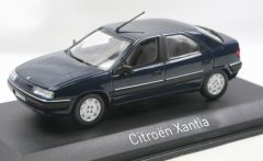 NOREV154205 - Voiture berline CITROEN Xantia de 1993 couleur bleue