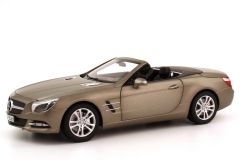 NOREV183590 - Voiture cabriolet MERCEDES BENZ SL500 de couleur gris mat