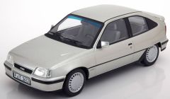 NOREV183613 - Voiture berline OPEL Kadett GSI de 1987 de couleur gris argent
