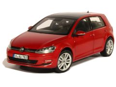 NOREV188517 - Voiture VOLKSWAGEN Golf 2013 rouge métal