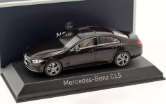 NOREV351305 - Voiture berline de luxe MERCEDES BENZ Class CLS de 2018 couleur noire ruby métallisé
