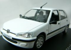 NOREV471061 - Voiture electrique PEUGEOT 106 de 1997 de couleur blanche