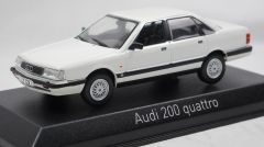 NOREV830074 - Voiture berline AUDI 200 Quattro de 1989 couleur blanche
