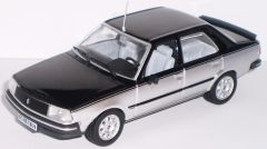 ODE017 - Voiture berline RENAULT 18 American 1 de 1983 édité à 500 pièces