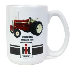 OBT165 - Tasse à dîner avec tracteur INTERNATION 1206