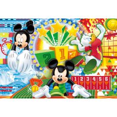 CLE22222-3 - Puzzle Mickey et ses amis font du sport - au Football - Contient : 15 Pièces