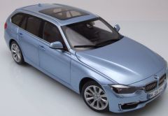PAR97043 - Voiture Break - BMW Série 3 de couleur Bleu Clair