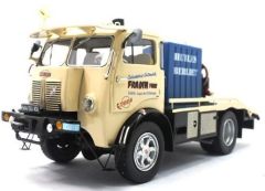 PER901 - Camion d'assistance BERLIET GLB 18 avec cuve et pompe à huile aux couleurs carrosserie Fradin Frères