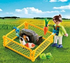 PLAY4794 - Jeune fille avec cochons d'Inde et accessoires PLAYMOBIL Contient : 15 Pièces