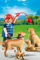PLAY5209 - Famille de Golden Retrievers PLAYMOBIL avec leur maître  - Contient : 7 Pièces