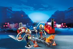 PLAY5365 - Pompiers avec lance à incendie et accessoires PLAYMOBIL - Contient : 52 Pièces