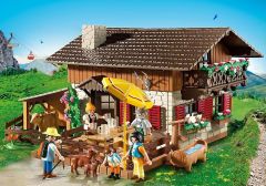 PLAY5422 - Chalet à la montagne avec personnages et accessoires - Contient :  201 Pièces