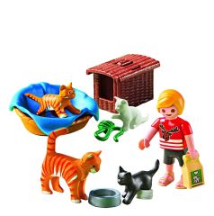 PLAY5535 - Famille de chats avec un enfant et accessoires PLAYMOBIL -  Contient : 13 Pièces