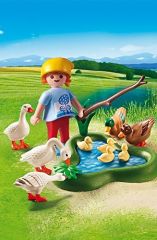 PLAY6141 - Fillette avev Canards et oies dans la mare - Contient : 17 Pièces
