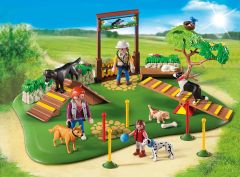 PLAY6145 - SUPER SET - Centre de dressage pour chien avec dresseur et accessoires PLAYMOBIL - Contient : 71 Pièces