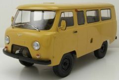 PRXPCL47075 - Mini bus UAZ 452 de couleur crème