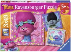 RAV08013 - Boîte de 3 Puzzles de 49 Pièces de dessin animé Les TROLLS