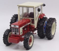 REP208 - Tracteur INTERNATIONAL 946 jumelage retirable