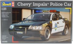 REV07068 - Voiture de police américaine CHEVROLET Impala Police Car de 2005 en kit à peindre et à assembler peintures et colle non incluses