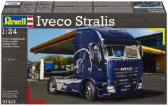 REV07423 - Camion 4x2 solo IVECO Stralis en kit à peindre et à assembler peintures et colle non incluses