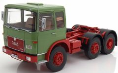 RK180052 - Camion solo 6x2 MAN F7 16.304 de 1972 de couleur vert