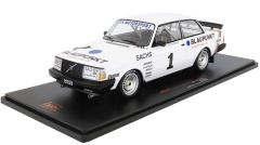 IXO18RMC106.22 - Voiture de 1986 couleur blanche N°1 - VOLVO 240 Turbo Blaupunkt  DTM  Zolder 1986 PAR STURESON