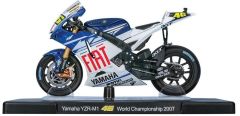 MAGROSSI0017 - Moto de Valentino Rossi N°46 - YAMAHA YZR-M1 World Champion 2007