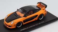 SPAS0718 - Voiture de 2007 couleur orange et noir – GEMBALLA GTR 650
